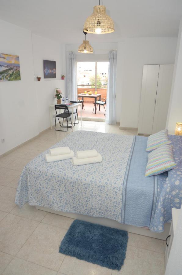 Habitacion Grande Con Terraza Privada, Malaga Centro Екстериор снимка