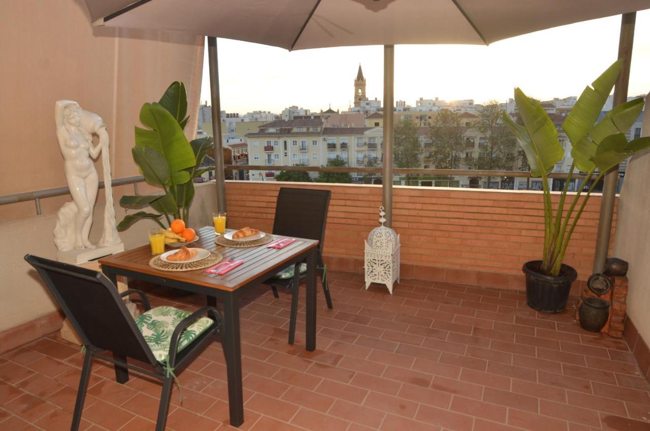 Habitacion Grande Con Terraza Privada, Malaga Centro Екстериор снимка