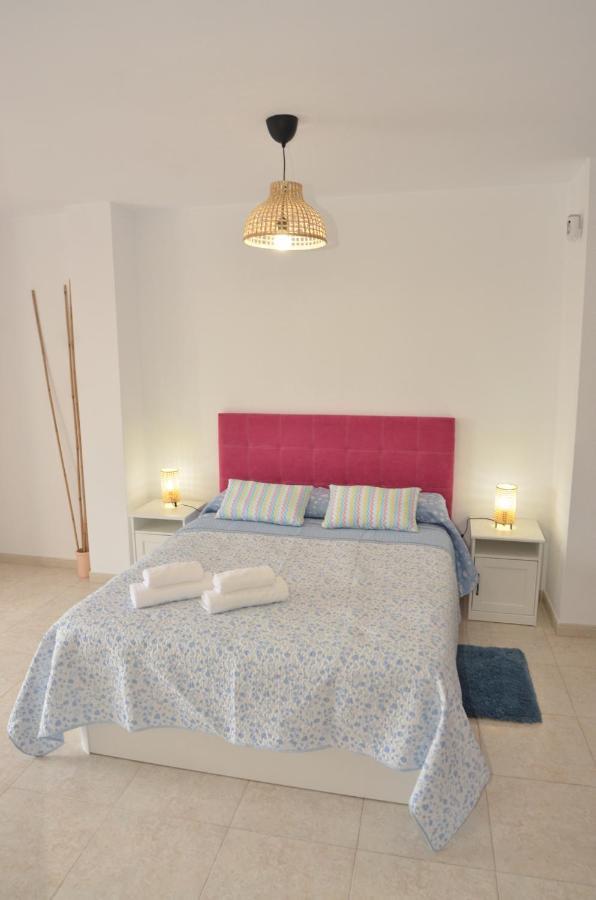 Habitacion Grande Con Terraza Privada, Malaga Centro Екстериор снимка