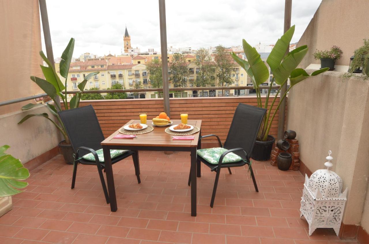 Habitacion Grande Con Terraza Privada, Malaga Centro Екстериор снимка