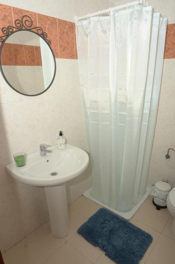 Habitacion Grande Con Terraza Privada, Malaga Centro Екстериор снимка