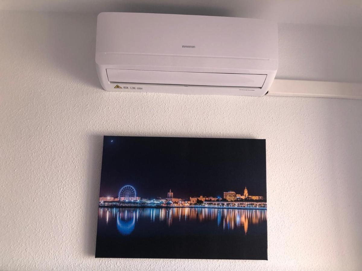 Habitacion Grande Con Terraza Privada, Malaga Centro Екстериор снимка